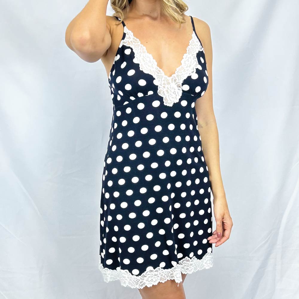 Ticiane Pinheiro - Verão 2025 - Camisola Alça Com Detahe Em Renda Malha Comfort